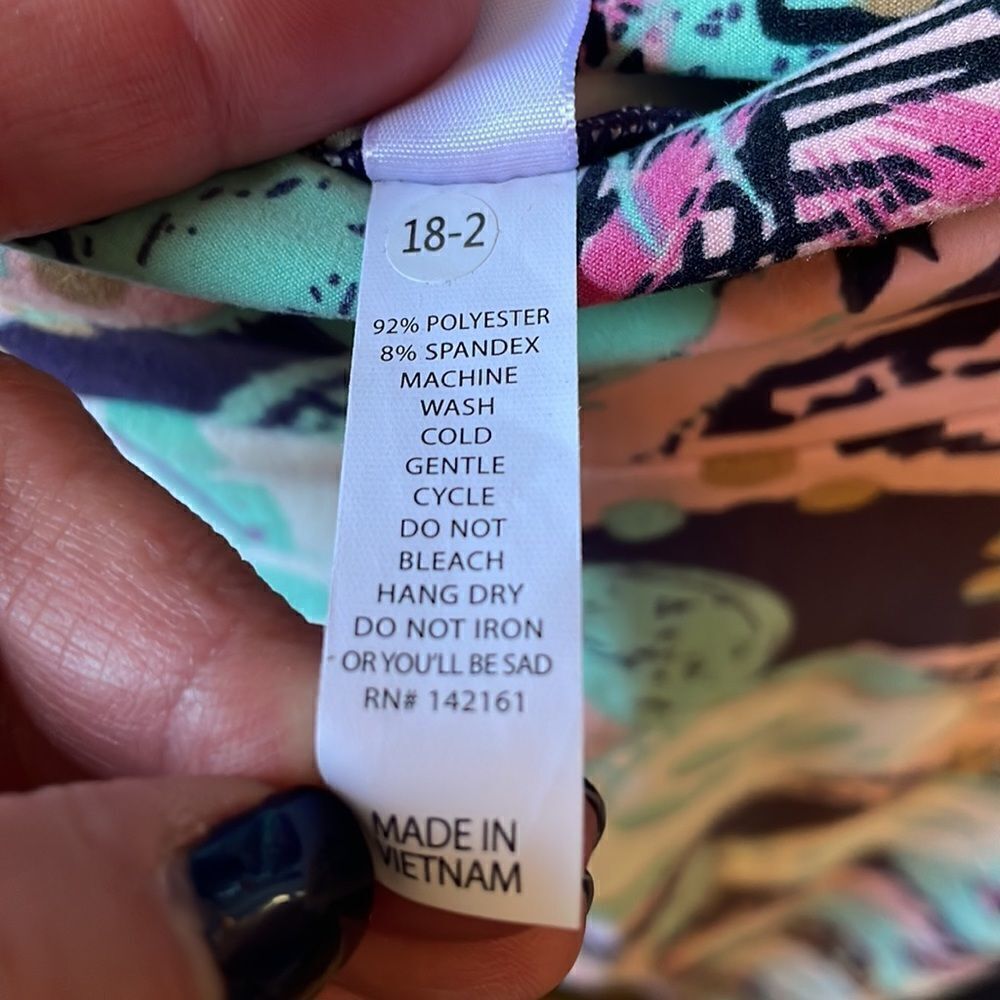 ✨LuLaRoe Disney Mickey Mouse Limited Edition One Size Leggings - Picture 5 of 6